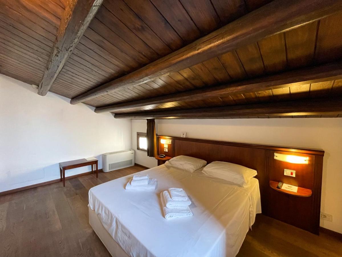 Hotel La Plumeria Cefalù