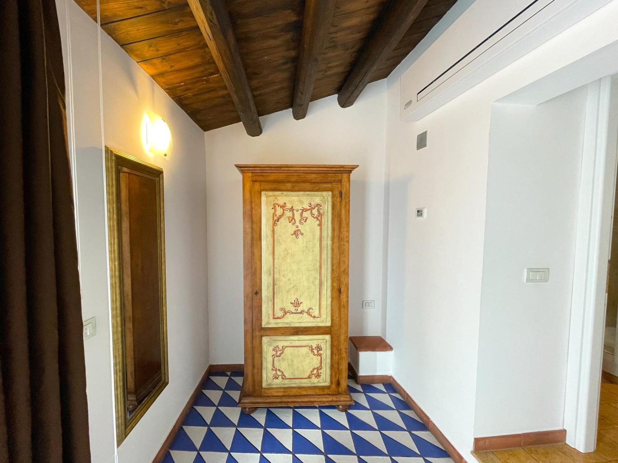 La Plumeria Hotel 4*