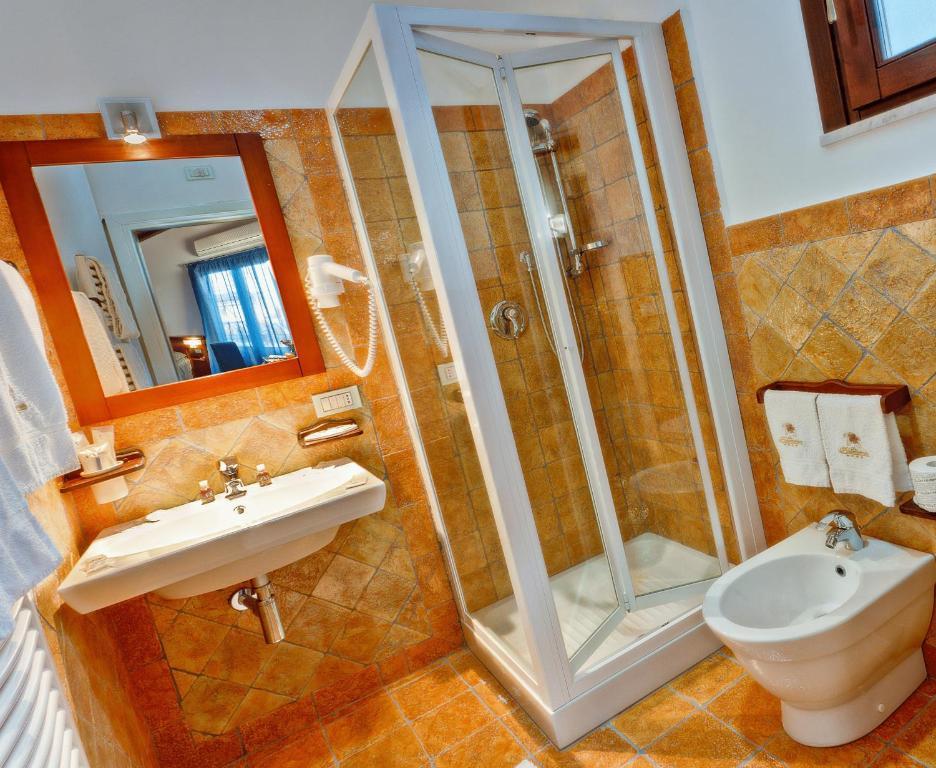 Hotel La Plumeria 4*